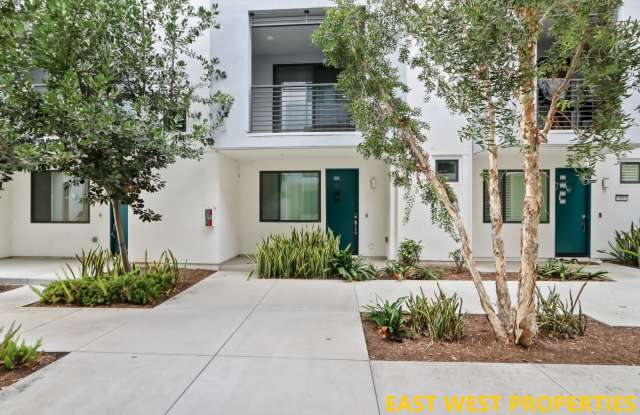 307 Lodestar Gallery 3