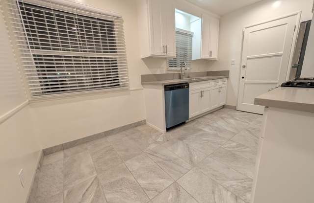 6919 South La Cienega Boulevard photos photos