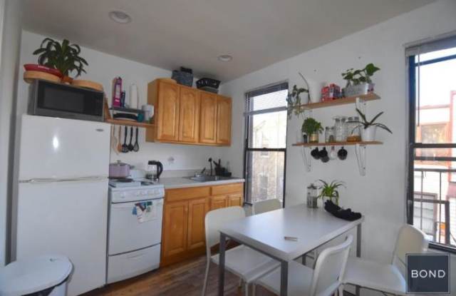 31 Olive Street - 31 Olive Street, Brooklyn, NY 11211
