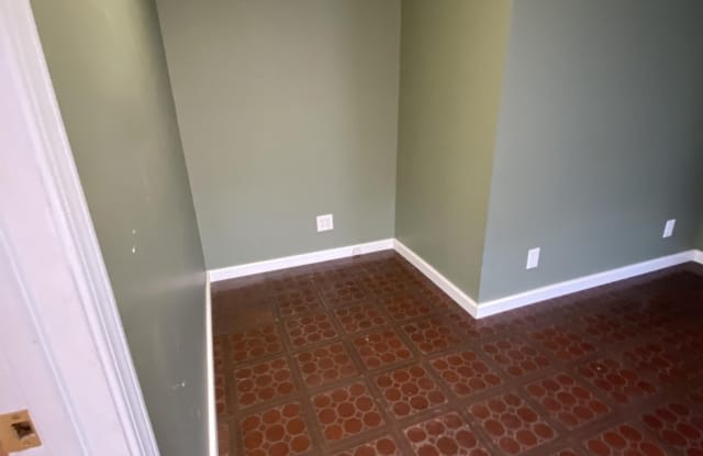 10301 East 63rd Street - D - 10301 East 63rd Street, Raytown, MO 64133