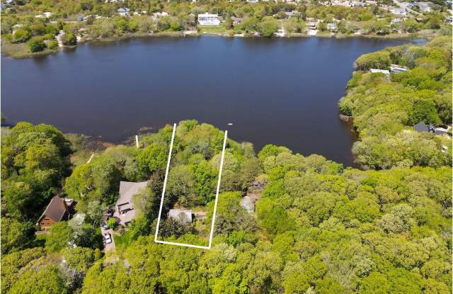8415 Soundview Avenue photos photos