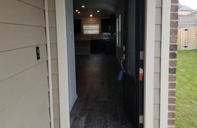 10403 Midsummer Meadow Gallery 3