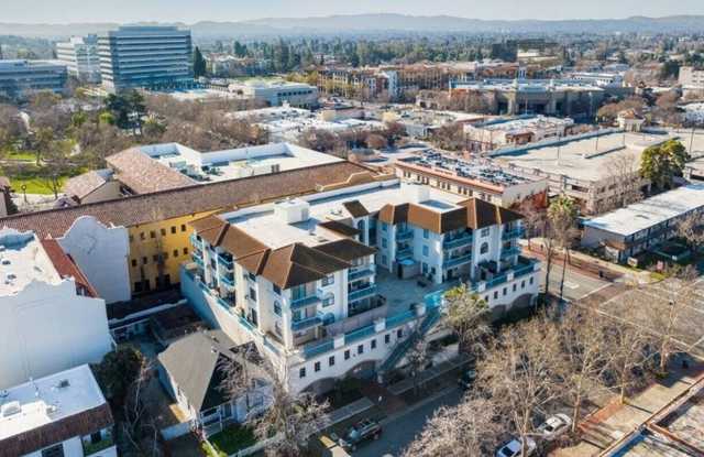 Santos Plaza Apartments Gallery 1