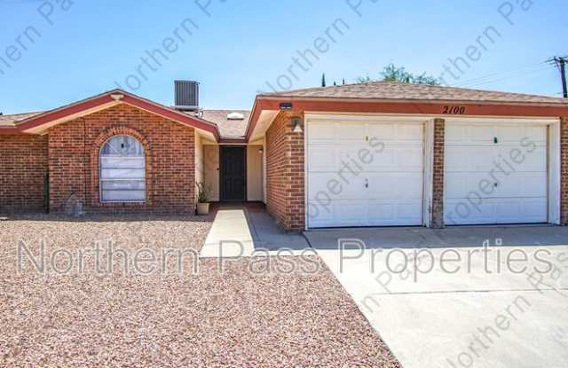 2100 Robert Wynn Gallery 1