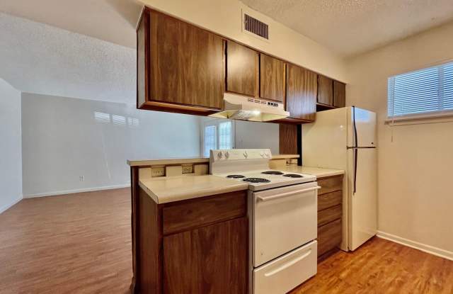 LBJ Apartments photos photos