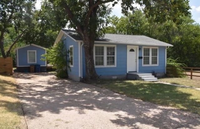305 West 55th 1/2 Street - 305 W 55th 1/2 St, Austin, TX 78751