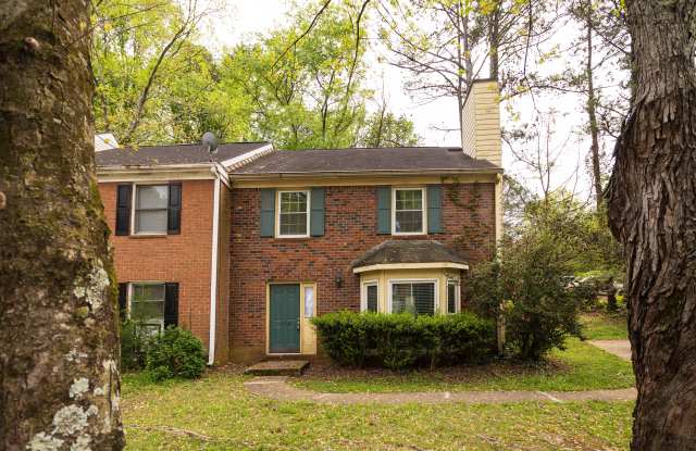 1714 Twin Brooks Dr SE photos photos
