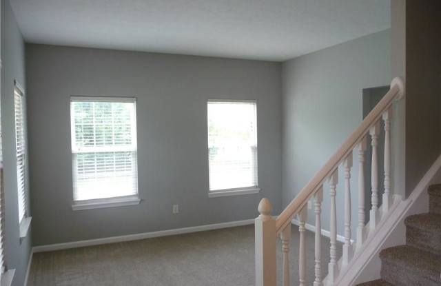 9020 North Falling Waters Drive Gallery 3