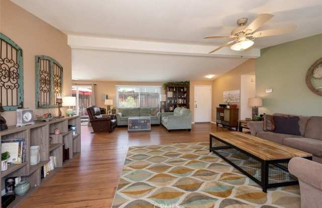 5675 Westfield Street Gallery 2