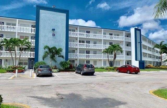 2060 Exeter D photos photos