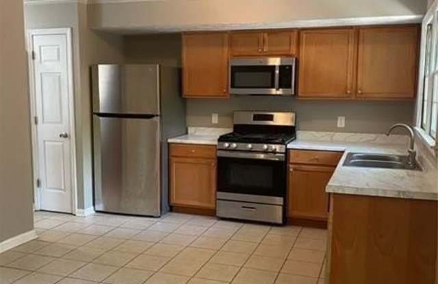 1370 Kennesaw Trace Court Gallery 4