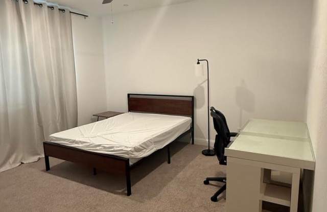1 Bed | 1 Bath Home for Rent** Gallery 4