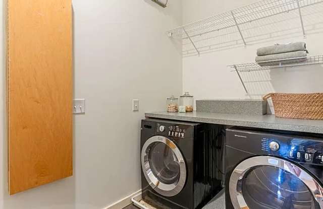 135 Sheridan St # 494 Gallery 1