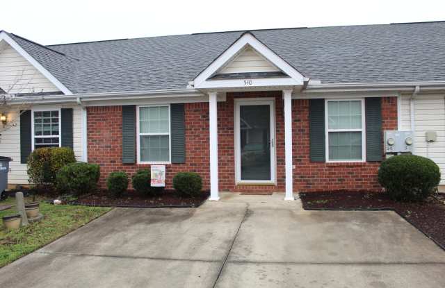 540 EDGECLIFF Lane photos photos