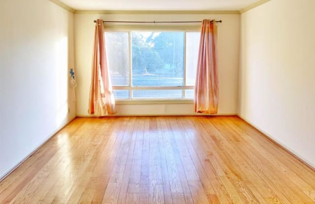 1924 Sloat Boulevard San Francisco CA 94116 - 1924 Sloat Blvd, San Francisco, CA 94116