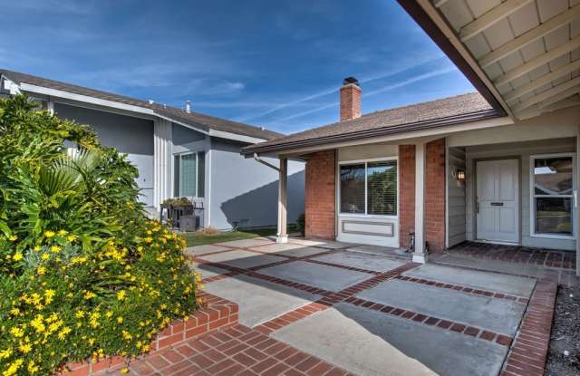 3901 Blackthorn St Gallery 3