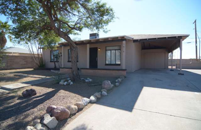 Charming 3 Bedroom 1 Bath House! Great East/Central Tucson Location Gallery 3