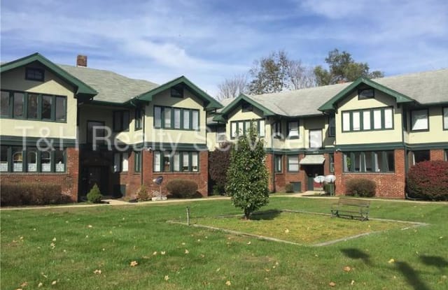 3504 East Fall Creek Parkway North Drive - 3504 Fall Creek Pkwy Ndr, Indianapolis, IN 46205