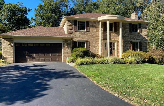 6502 SUNNY HILL CT - 6502 Sunny Hill Court, McLean, VA 22101