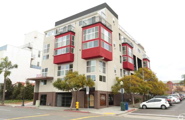 1805 Columbia Street photos photos
