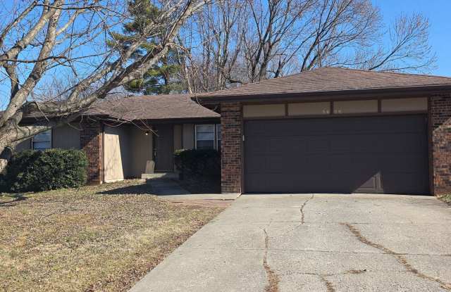 4 Bedroom home in Southwest Springfield for $1595! - 3606 South Walnut Hill Avenue, Greene County, MO 65807