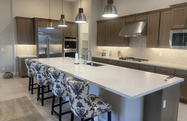 38500 N SCHOOL HOUSE Road unit: 39 photos photos