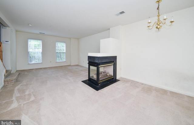 1537 NORTHERN NECK DR #201 Gallery 4
