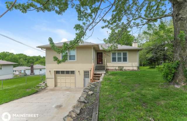 4952 Halsey Street - 4952 Halsey Street, Shawnee, KS 66216