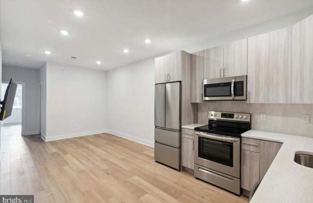 3843 HAVERFORD AVENUE photos photos