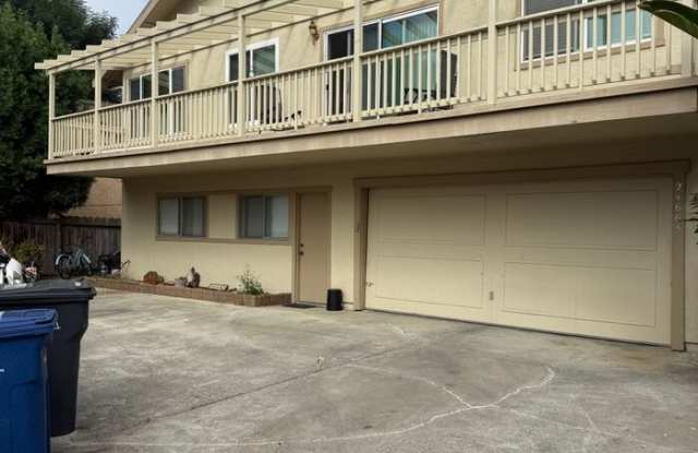 24665 Sylvan Glen Court Gallery 1