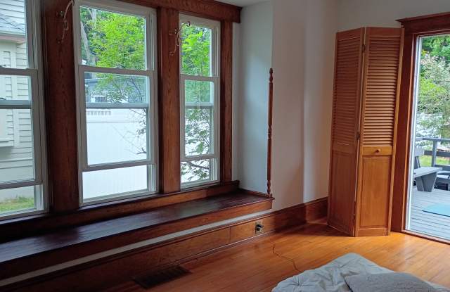 15 Tilton Avenue Gallery 1