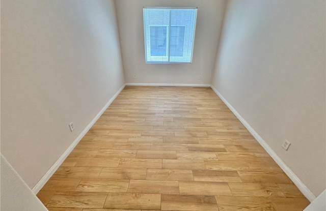 4972 W Moberly Avenue Gallery 4