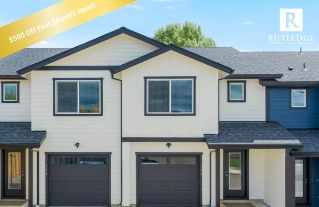 STUNNING 3 Bed / 2.5 Bath Brand New Townhome!! photos photos