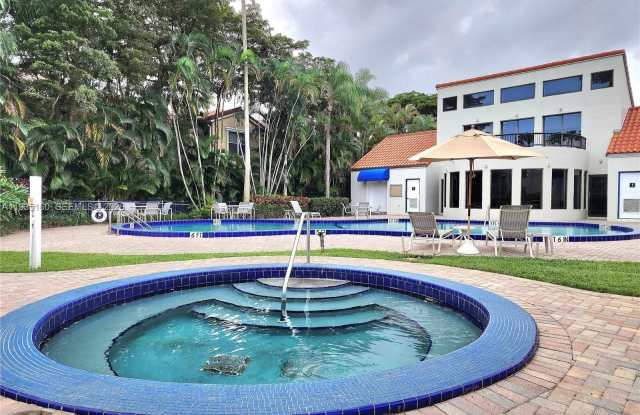 21028 NE 34th Ct photos photos