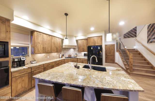 627 N Bridge Drive Gallery 4