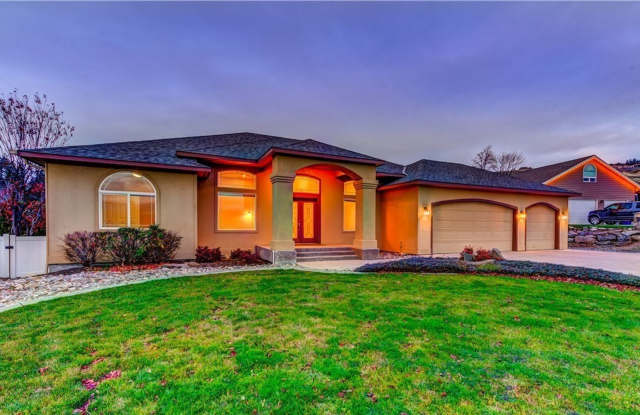 Gorgeous 4 bed, 3 full baths Craftsman Style rambler! Located on a private street with a 3 car garage! photos photos