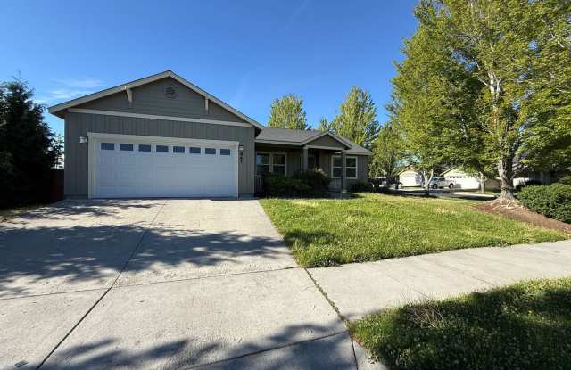 3 Bedroom / 2 Bath Home in Madras photos photos