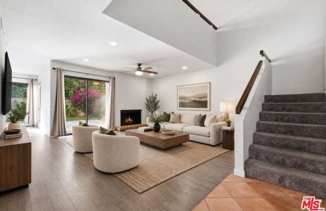 833 N Shadow Lake Dr Gallery 2