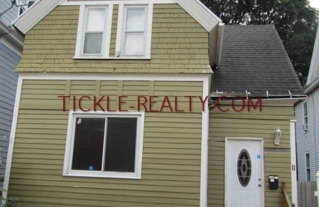 2 Bedroom House with Walk In Closet / Office - Laundry, Dishwasher photos photos