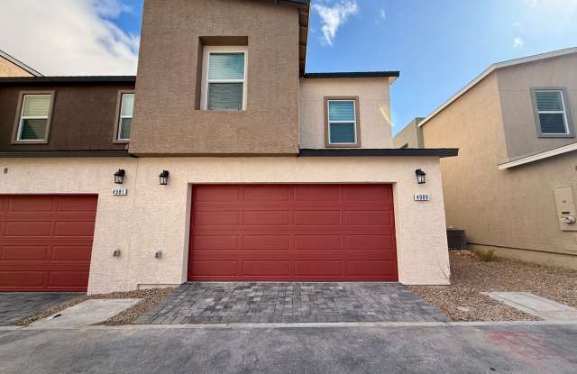 BRAND NEW 3 BED 2.5 BATH 2 CAR GARAGE TOWNHOUSE W/ LOFT FOR RENT!!! photos photos