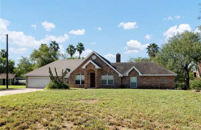 829 E Kika De La Garza Boulevard photos photos