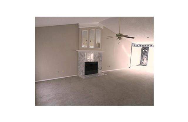 1612 Huntington Drive Gallery 2