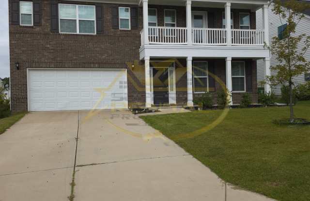 642 Bellflower Lane Gallery 1