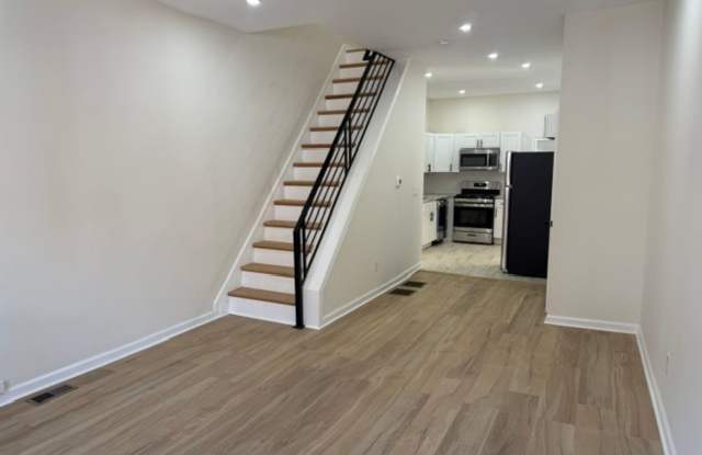 3-Bedroom Port Richmond Home with Central Air and Expansive Backyard photos photos 3-Bedroom Port Richmond Home with Central Air and Expansive Backyard photos photos