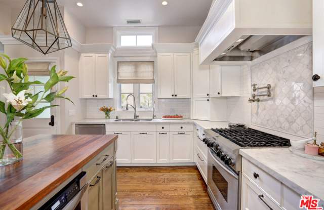 256 18TH ST - 256 18th Street, Santa Monica, CA 90402