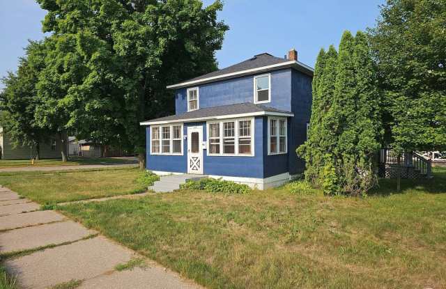 4 Bed 1.5 Bath Single Family Home in Nekoosa Gallery 1