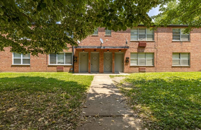 1004 Wild Cherry Lane - 1 - 1004 Wild Cherry Lane, University City, MO 63130