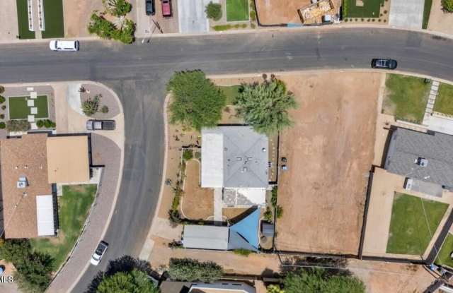 4535 E Campbell Avenue Gallery 3