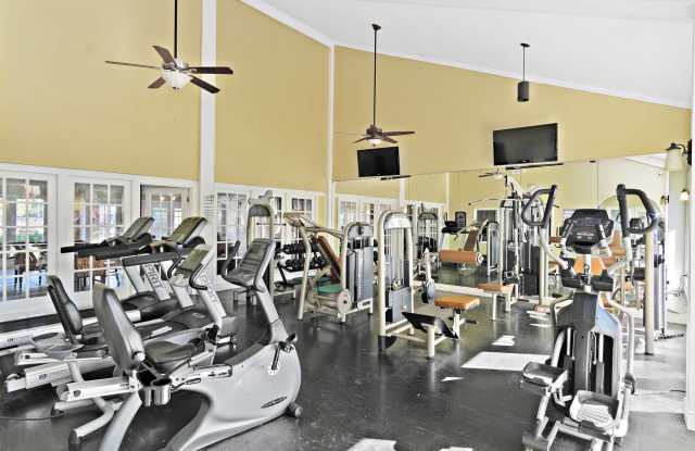 The Breyley Apartments Gallery 3