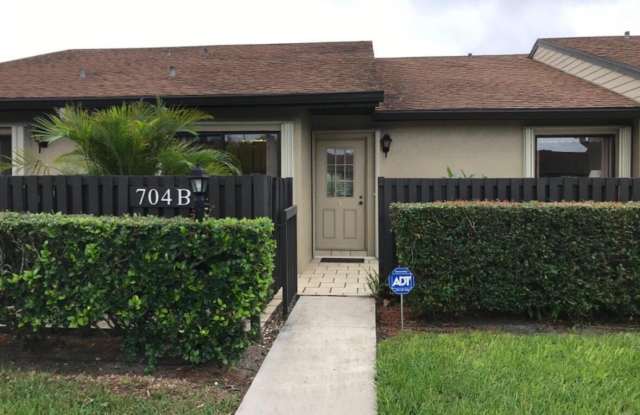 704 Sunny Pine Way - 704 Sunny Pine Way, Greenacres, FL 33415